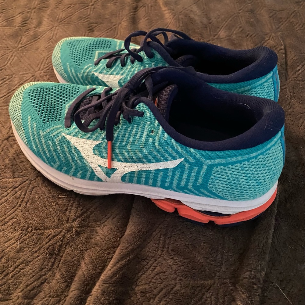 Mizuno Women’s Running Sneakers